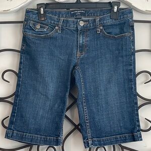 BANANA REPUBLIC PETITES BERMUDA/KNEE LENGTH STYLE SHORTS SIZE 4P